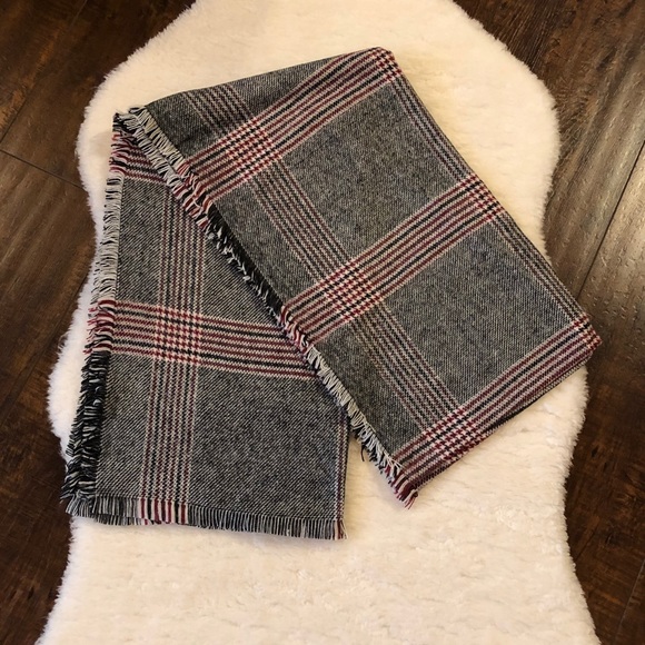 NWOT Just Jamie Houndstooth Plaid Frayed Trim - Picture 3 of 5